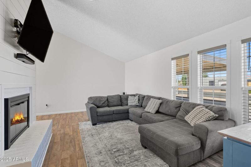 10-web-or-mls-Highland Dr-10