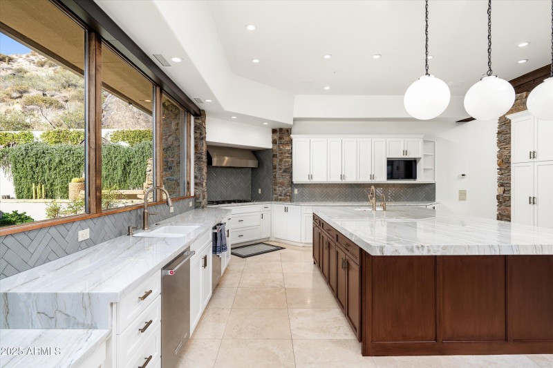 68-11070 E Rolling Rock Dr (6 of 15)