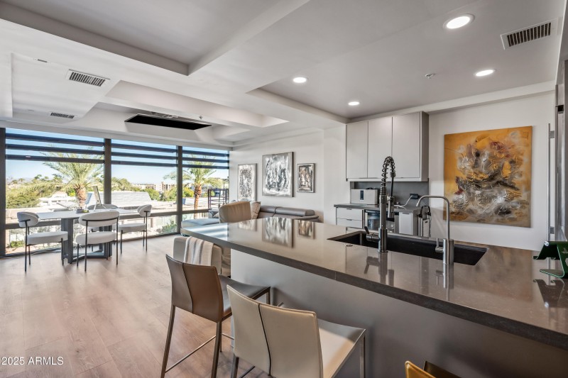 6-7167ERVD4008-ocupix