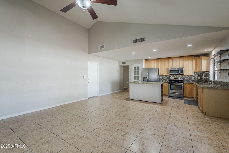 9-web-or-mls-Javelina-9