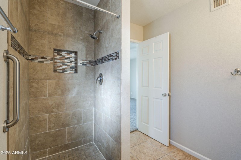 24-web-or-mls-Javelina-24