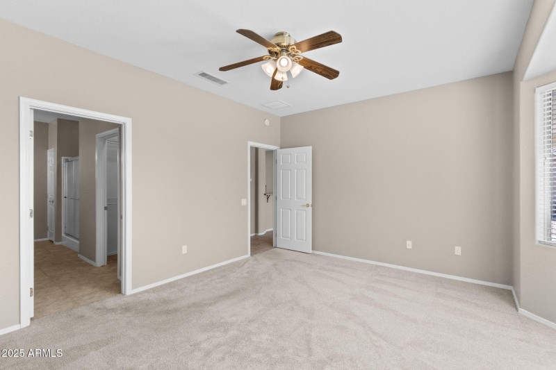 18-web-or-mls-_Z2A4143