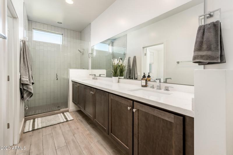 325 E Coronado Rd Unit 13 - MLS-23