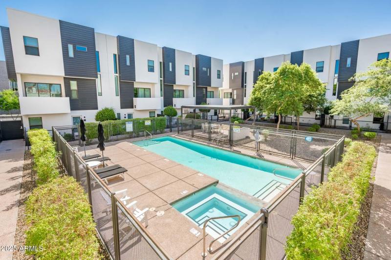 325 E Coronado Rd Unit 13 - MLS-44