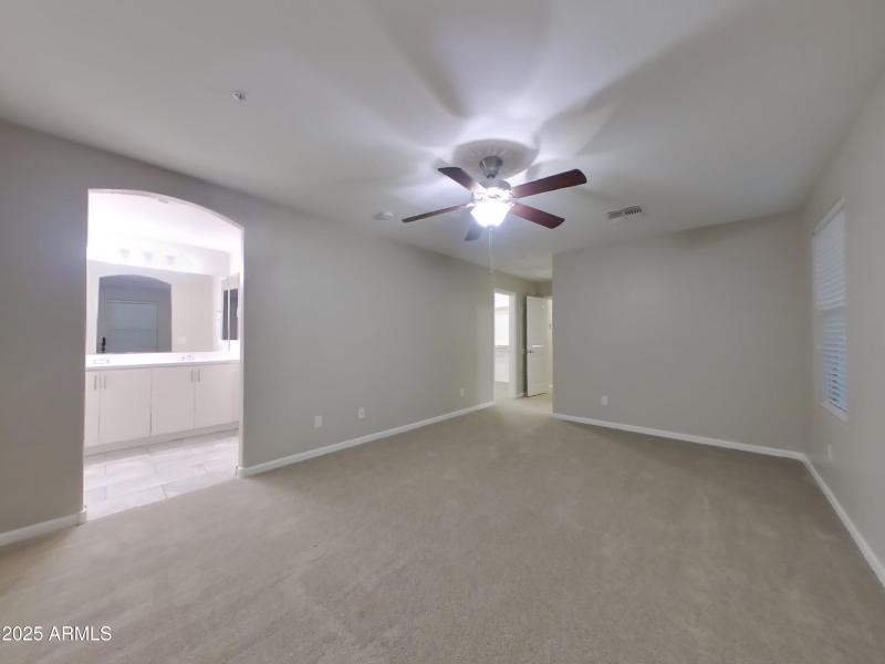 6_pc_z8SA8nuD1y_E01w81MYmA_layout_1