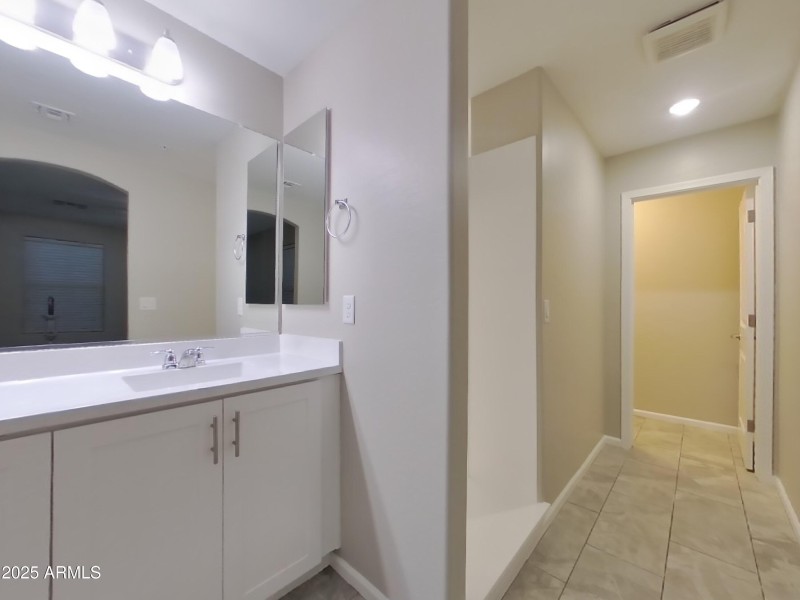 9_pc_L7rkqzf4jc_tjUHjIy5sI_layout_0