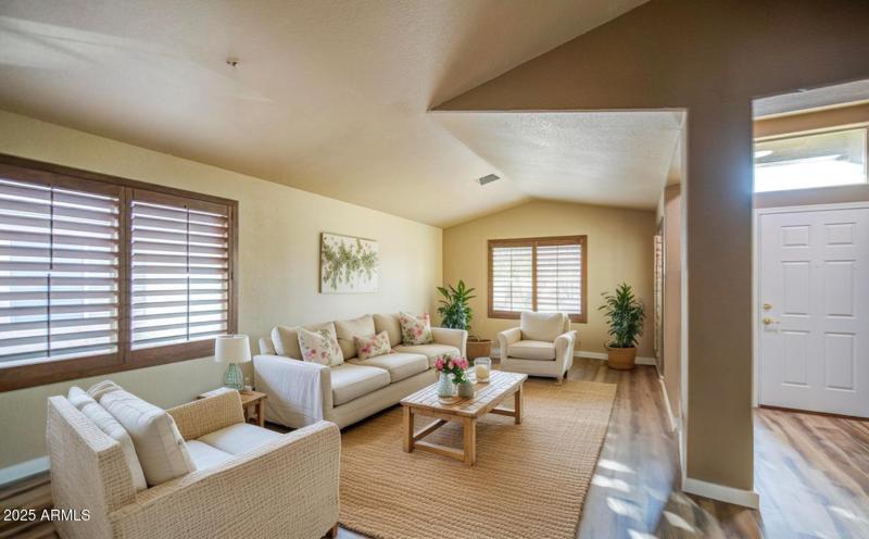 Front Livingroom Staged