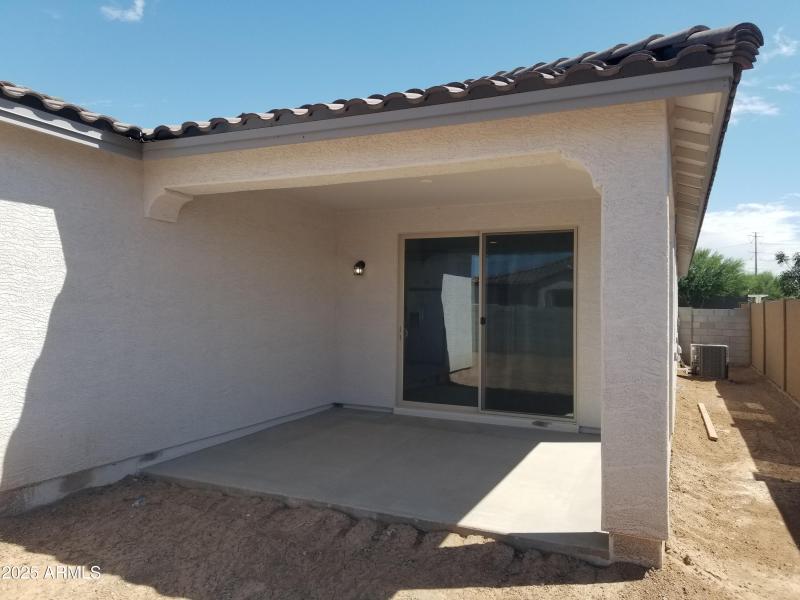 202 Outdoor Room (2)