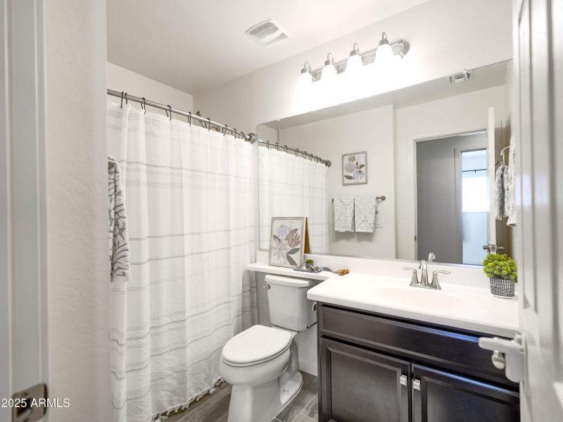 1398 W Spine Tree Ave