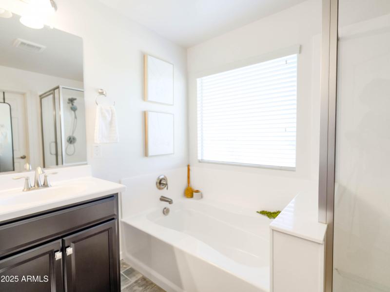 1398 W Spine Tree Ave