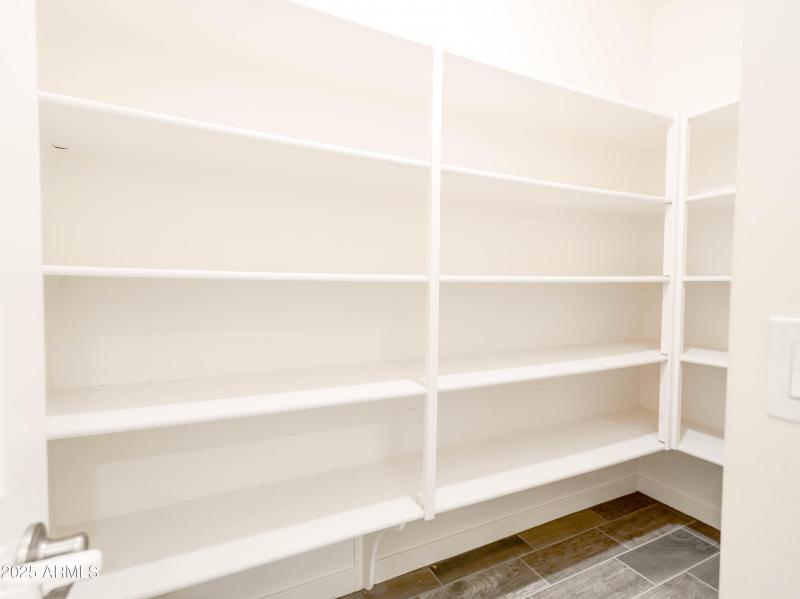 1398 W Spine Tree Ave