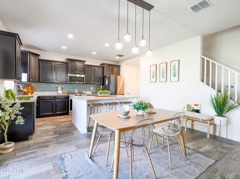 1398 W Spine Tree Ave