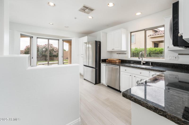 10219 E Le March Dr - MLS-20