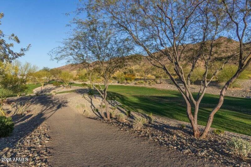 Avance Walking Trails