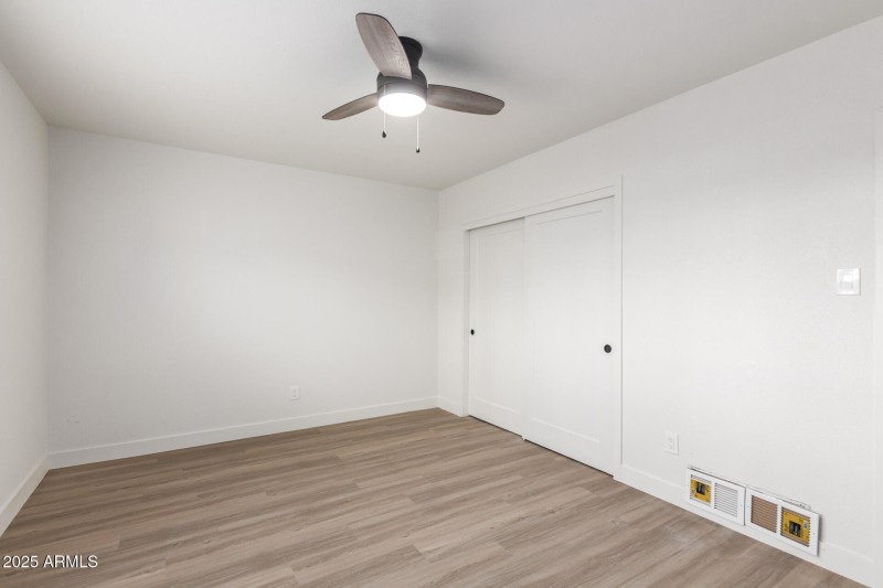 0036-35 - Broadway #103