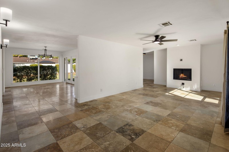 7-web-or-mls-D46A0806 copy