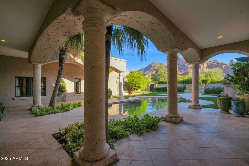 Veranda & Pool Shade