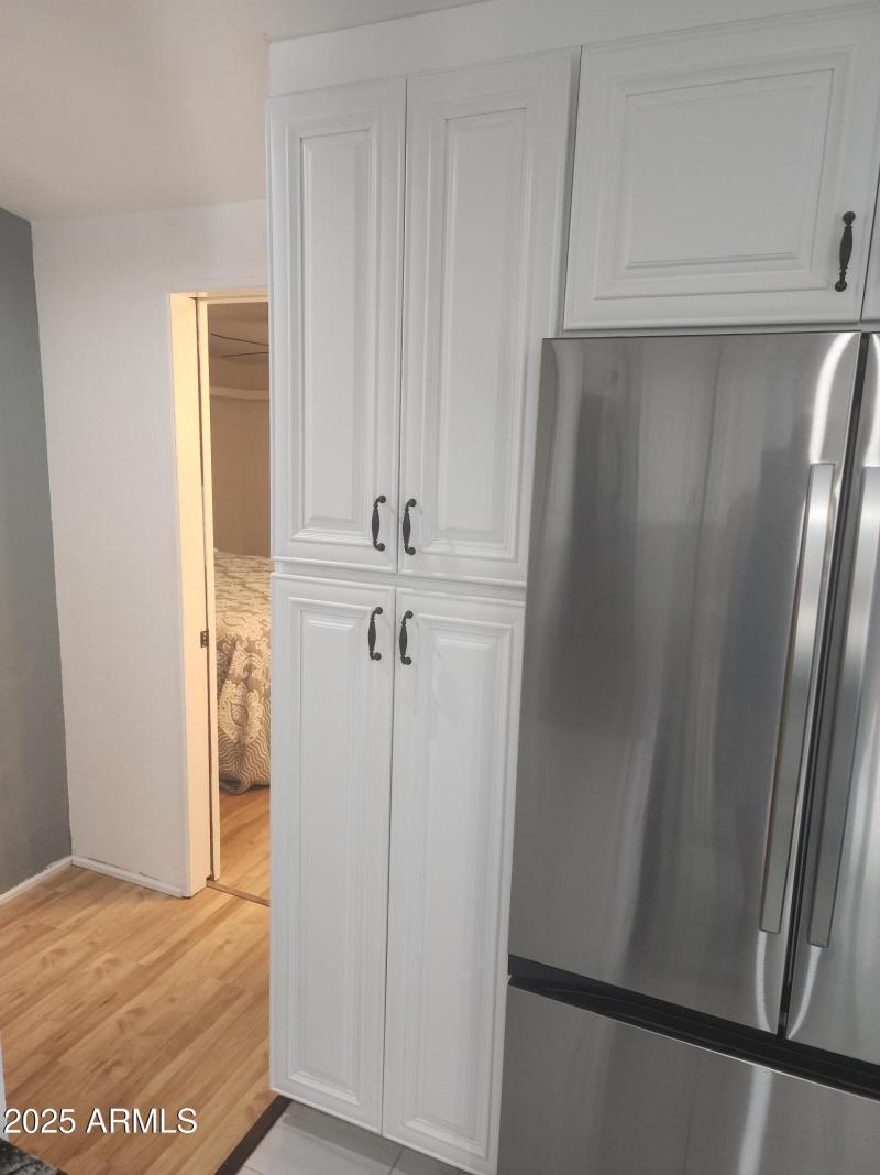 18. Kitchen Draws 12