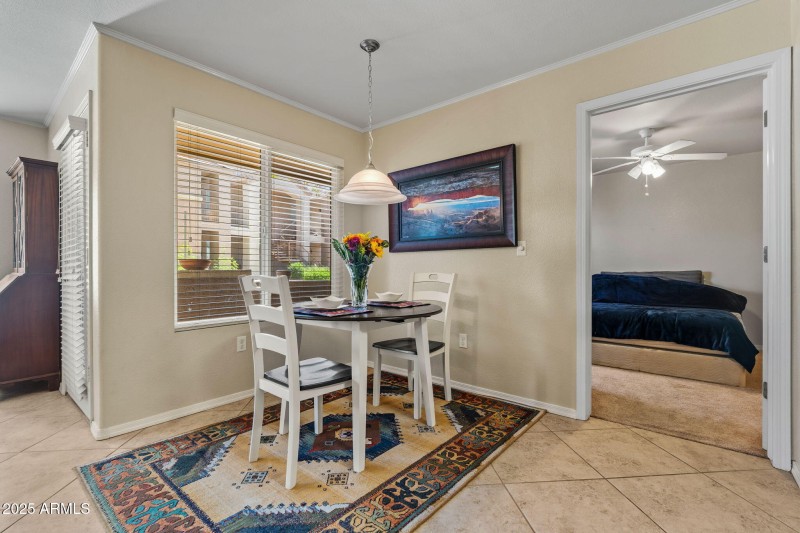 12-web-or-mls-17017 N 12th St 1002 Done-