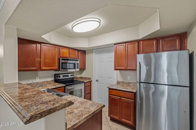 17-web-or-mls-17017 N 12th St 1002 Done-