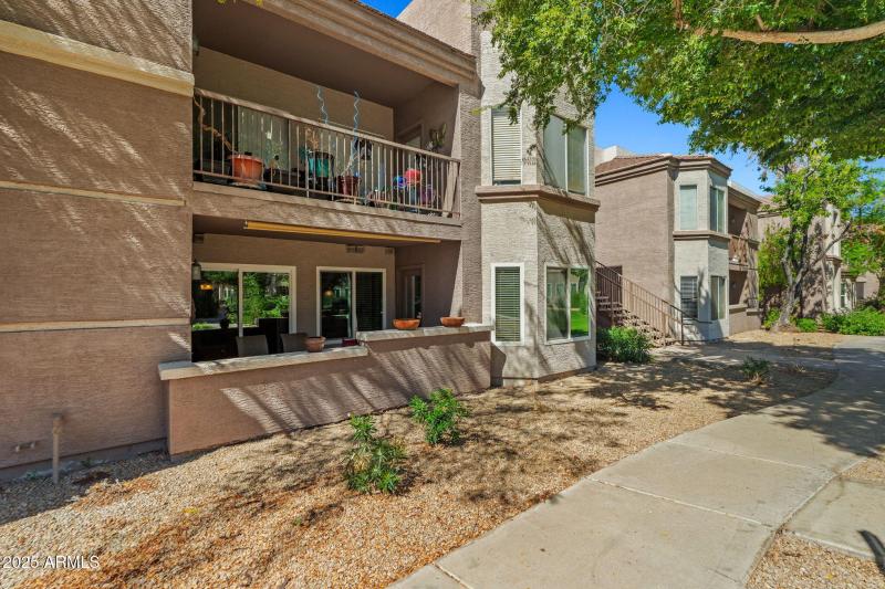 4-web-or-mls-17017 N 12th St 1002 Done--