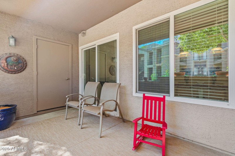 49-web-or-mls-17017 N 12th St 1002 Done-