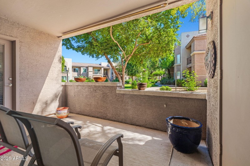 47-web-or-mls-17017 N 12th St 1002 Done-