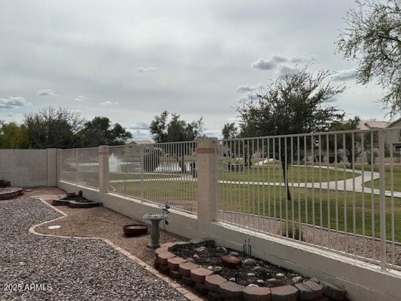 Premium Lot-Backs to Park & Fishing Lake