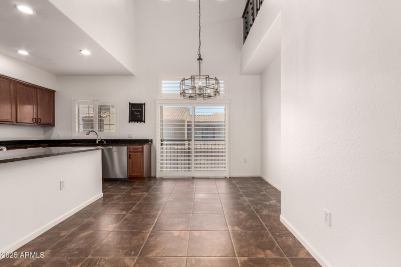 Open Dining Area & Balcony