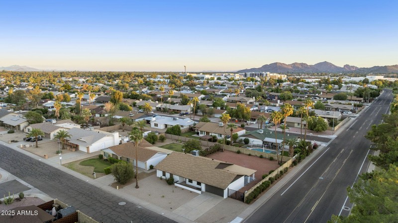 17-web-or-mls-DJI_0341