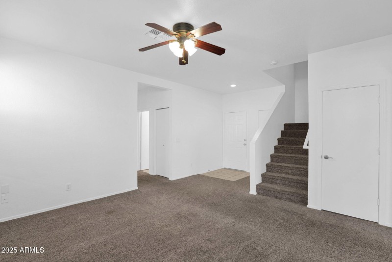 12-web-or-mls-P1315275