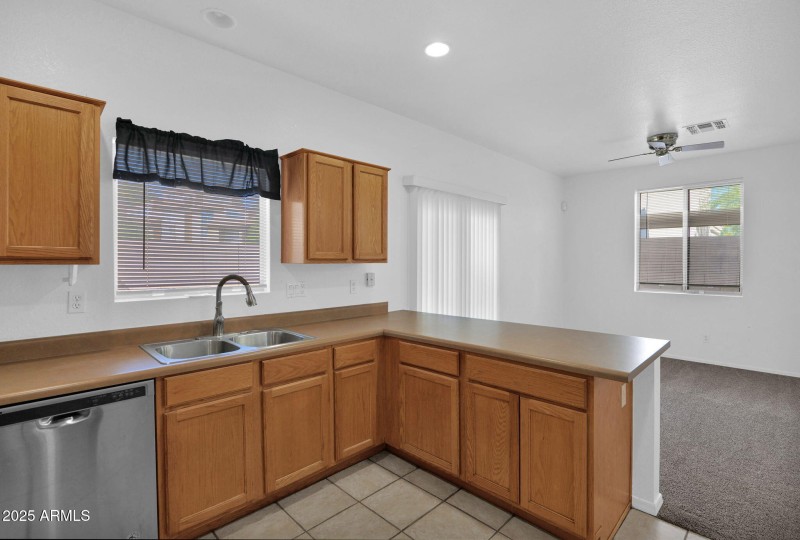 18-web-or-mls-P1315284