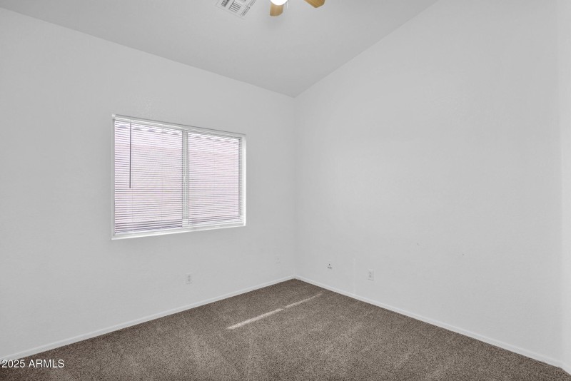 20-web-or-mls-P1315288