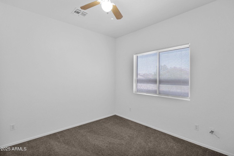 21-web-or-mls-P1315290