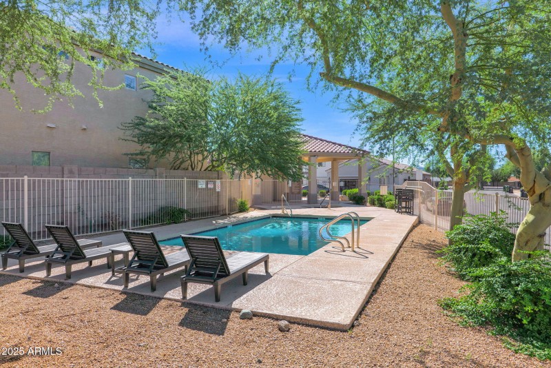 32-web-or-mls-P1315306