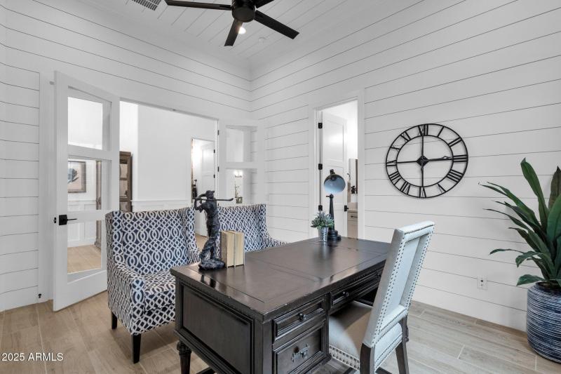 123-web-or-mls-1063-e-palm-bch-dr