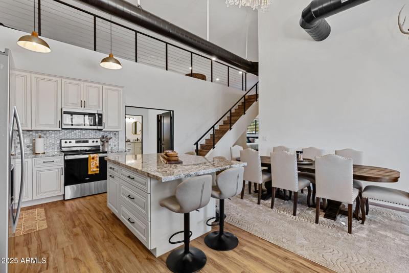 14-web-or-mls-14537-e-windstone-trail