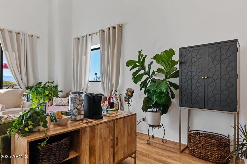 16-web-or-mls-14537-e-windstone-trail