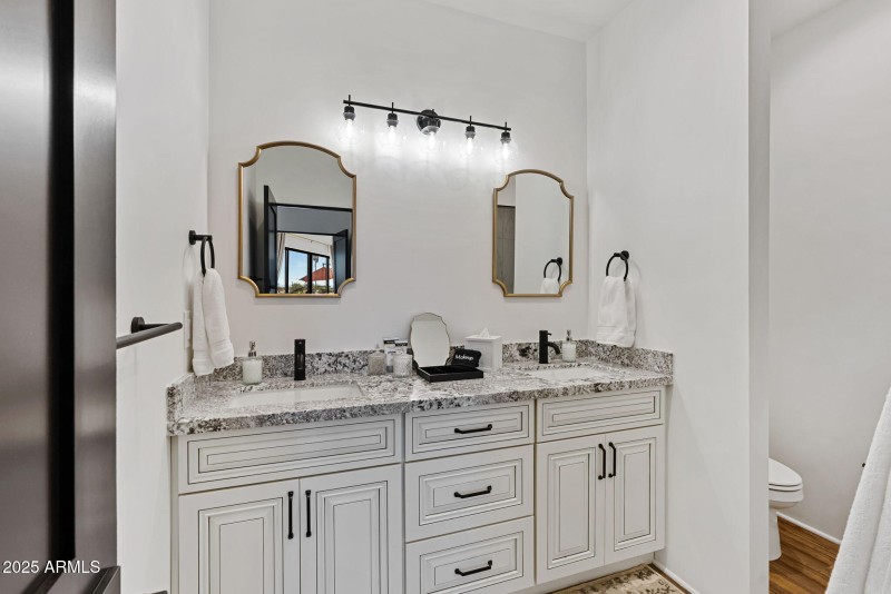 22-web-or-mls-14537-e-windstone-trail