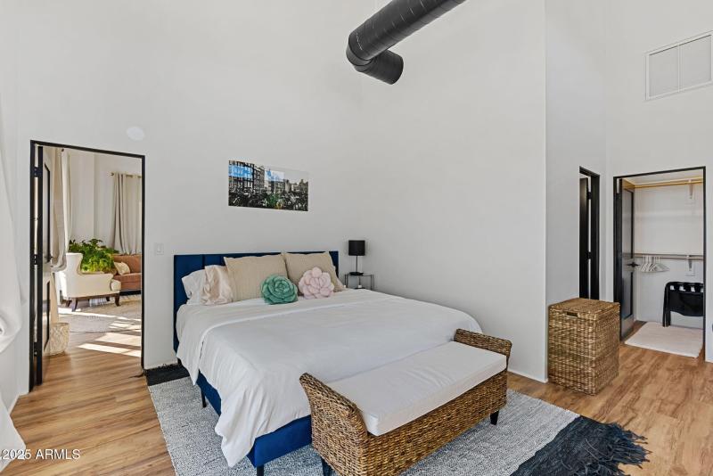 35-web-or-mls-14537-e-windstone-trail