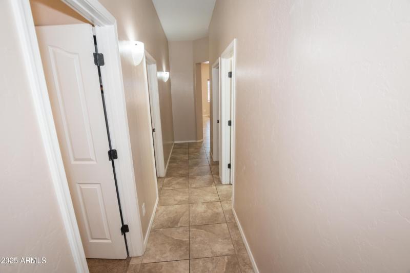 1804 Prairie Grass Dr 10-03-2025 (71)