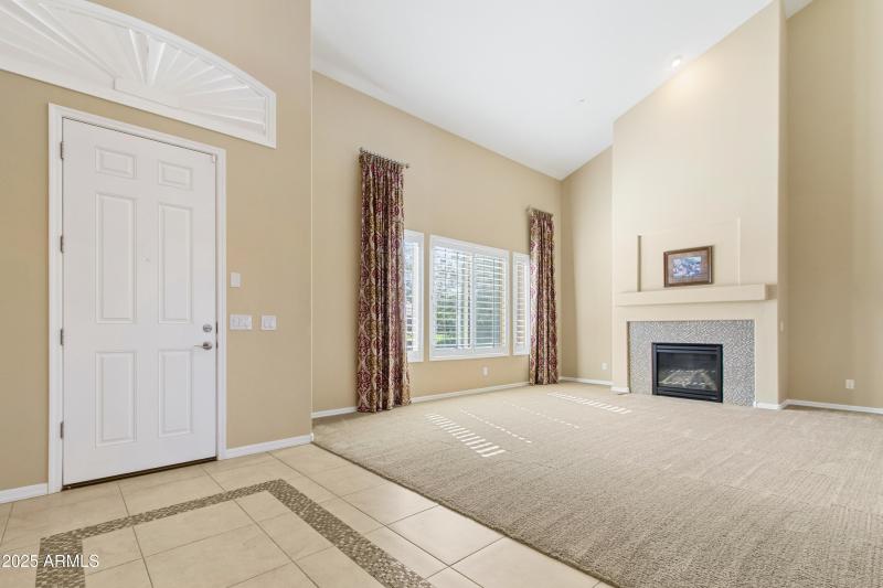 Entrance /Living Room