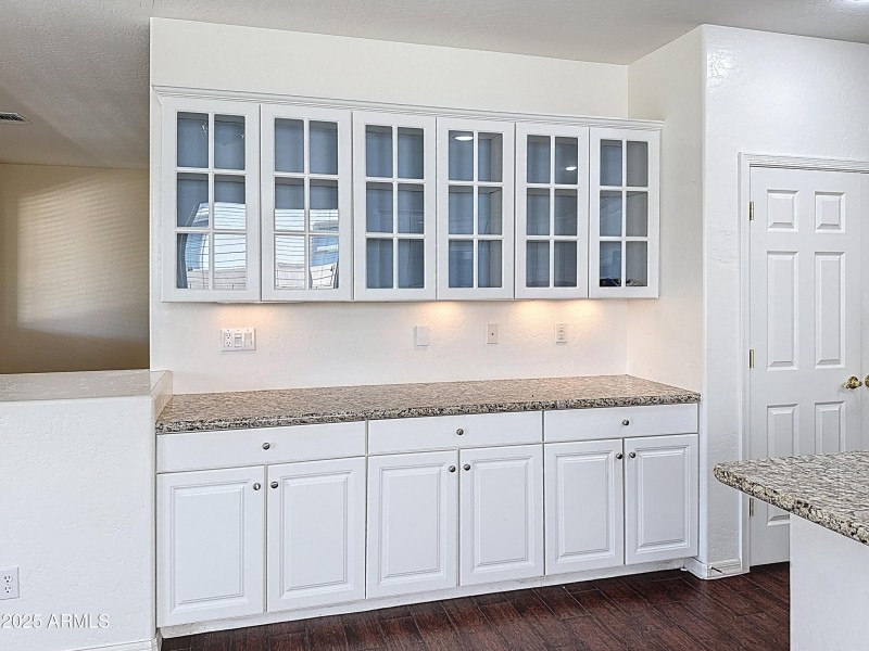 Lots of cabinet space