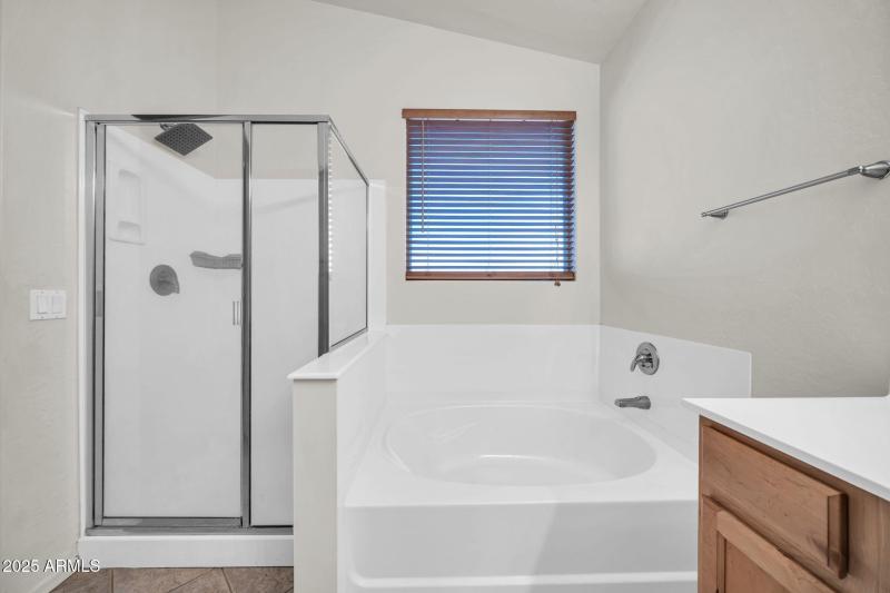 17018 W Tonbridge St-15