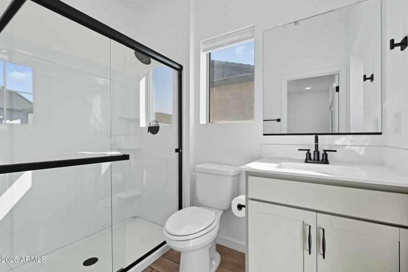 27-web-or-mls-Red-27