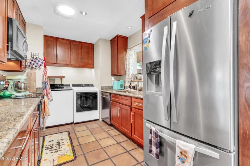 10434 E Albany St-15