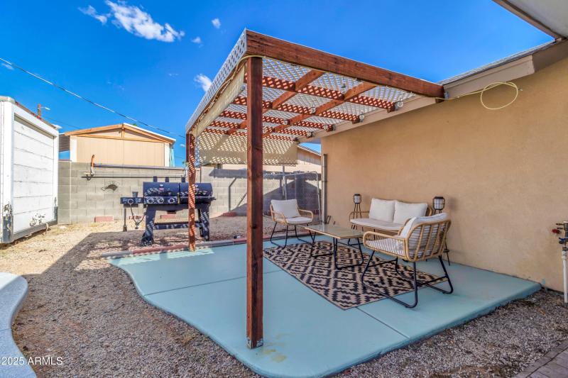 10434 E Albany St-27