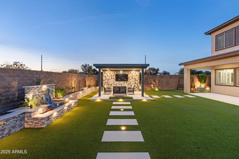 1747652045392_1747543763990dsc03875