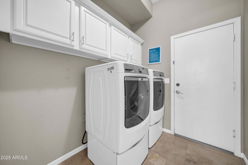 5417 E Anderson Dr-36