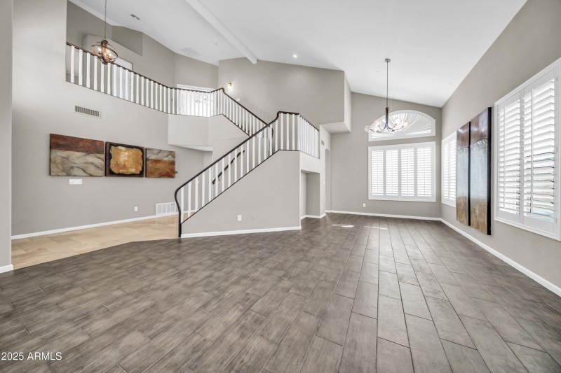 5417 E Anderson Dr-15